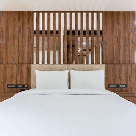 Dayal Gateway Hotel ลัคเนา ภายนอก รูปภาพ