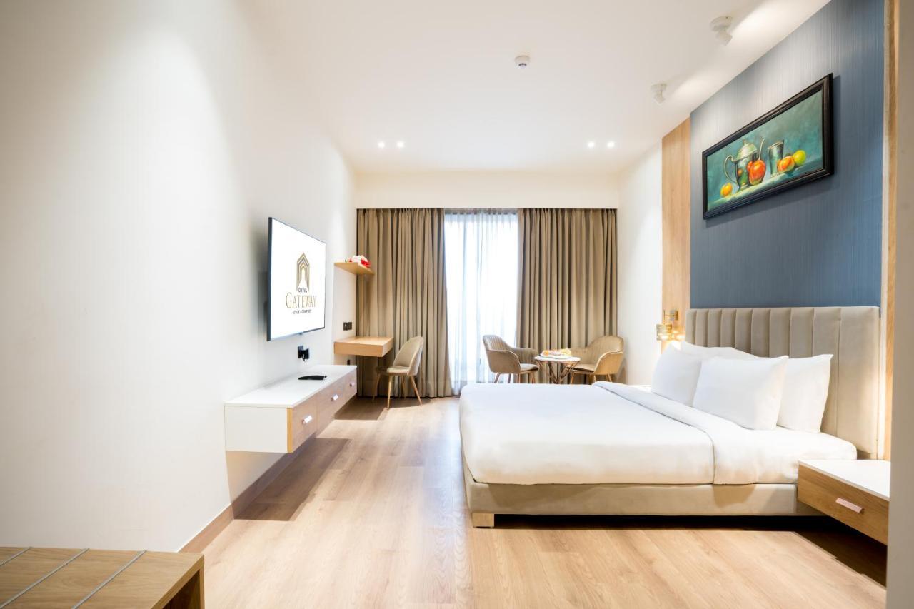 Dayal Gateway Hotel ลัคเนา ภายนอก รูปภาพ
