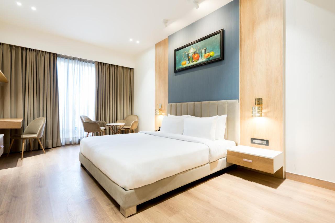Dayal Gateway Hotel ลัคเนา ภายนอก รูปภาพ